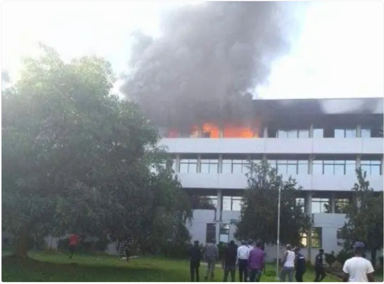 VIDEO: Fire guts section of Supreme Court